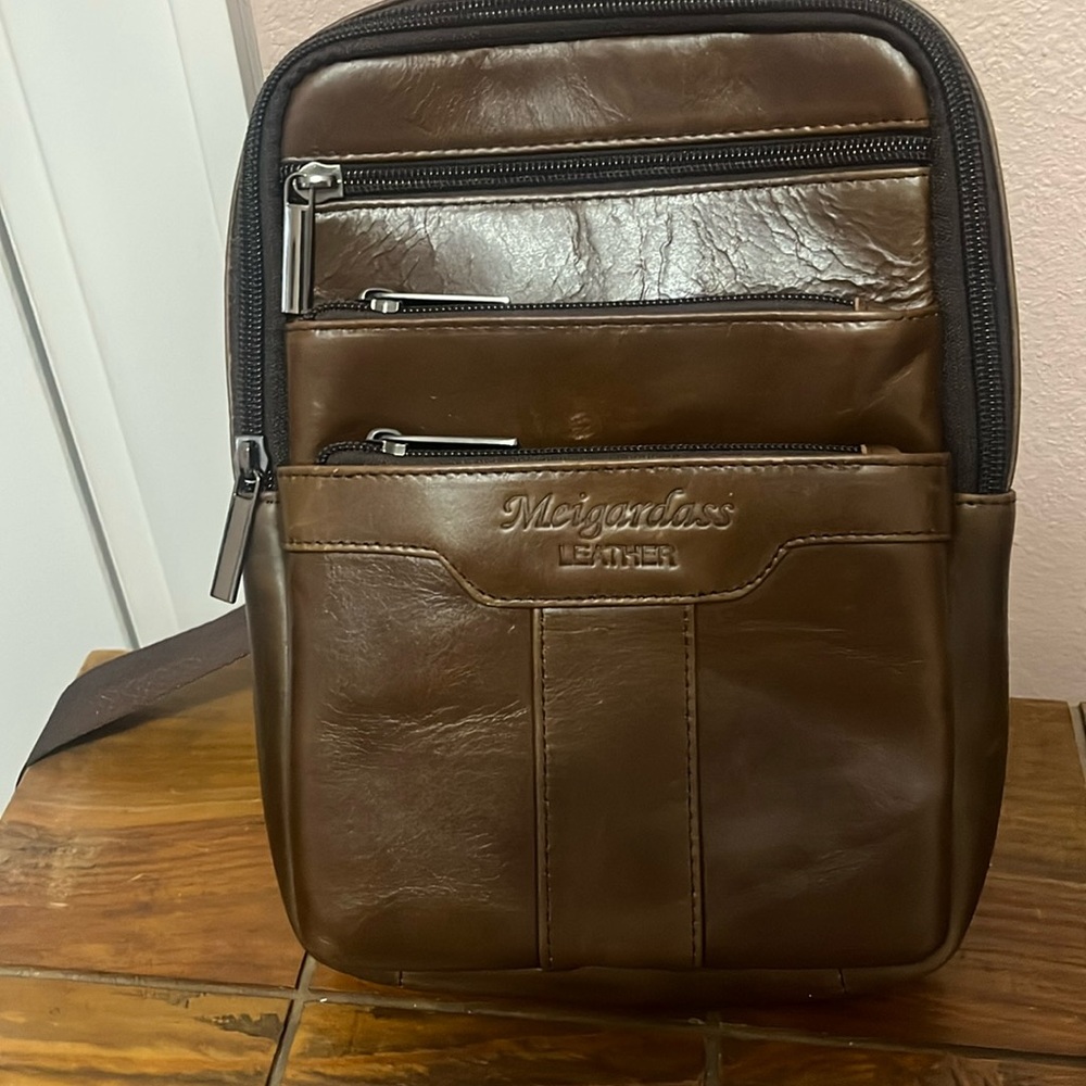 COPY - Meigardass men’s messenger bag new with tags